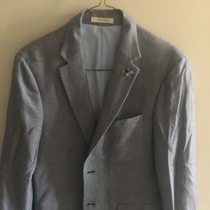 Zara Suit Jacket with Gray Diamond Pattern